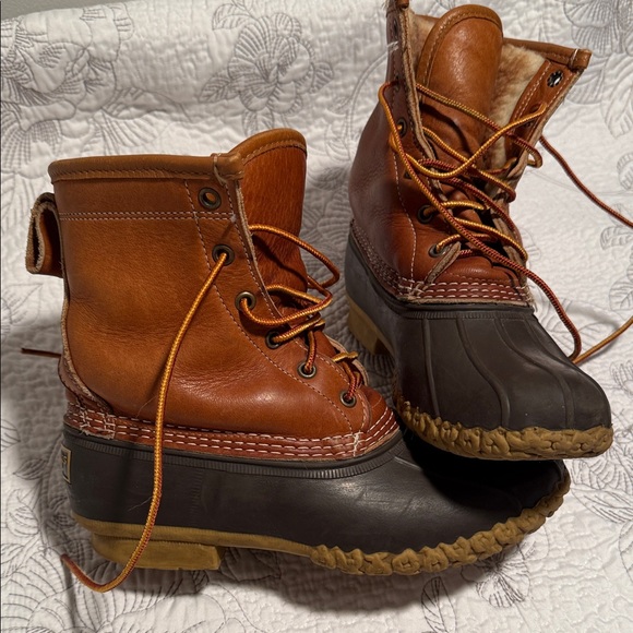 L.L. Bean Tan and Brown Lace-Up Boots - Picture 1 of 16